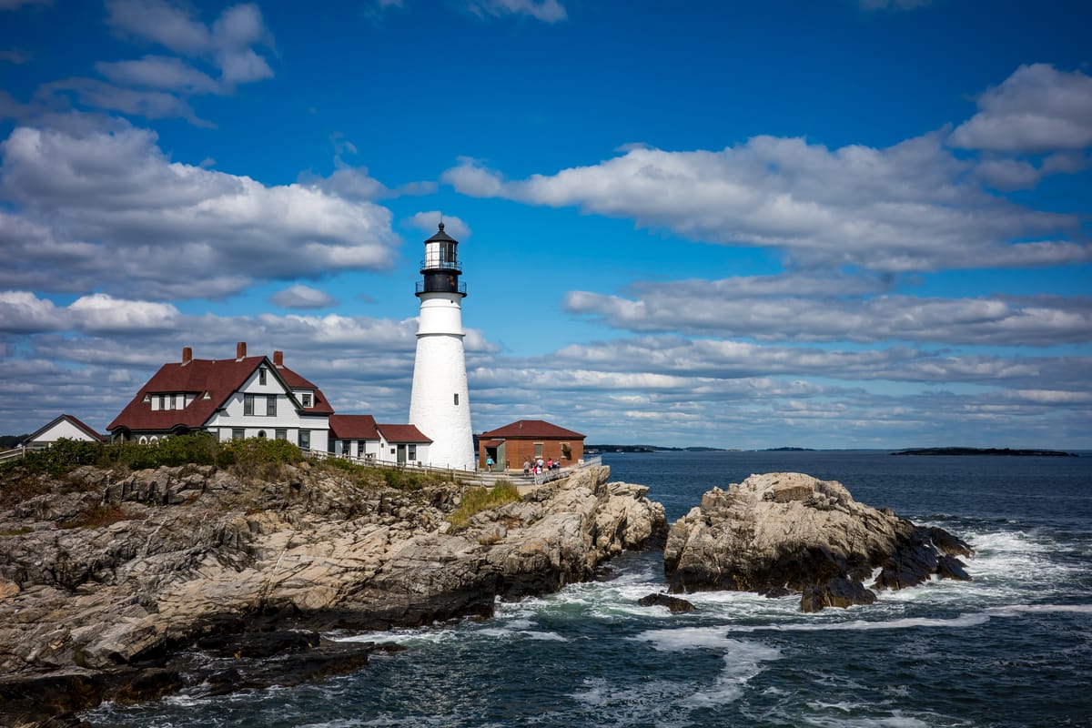 6 Behaviors of Lazy People That Create Career Success