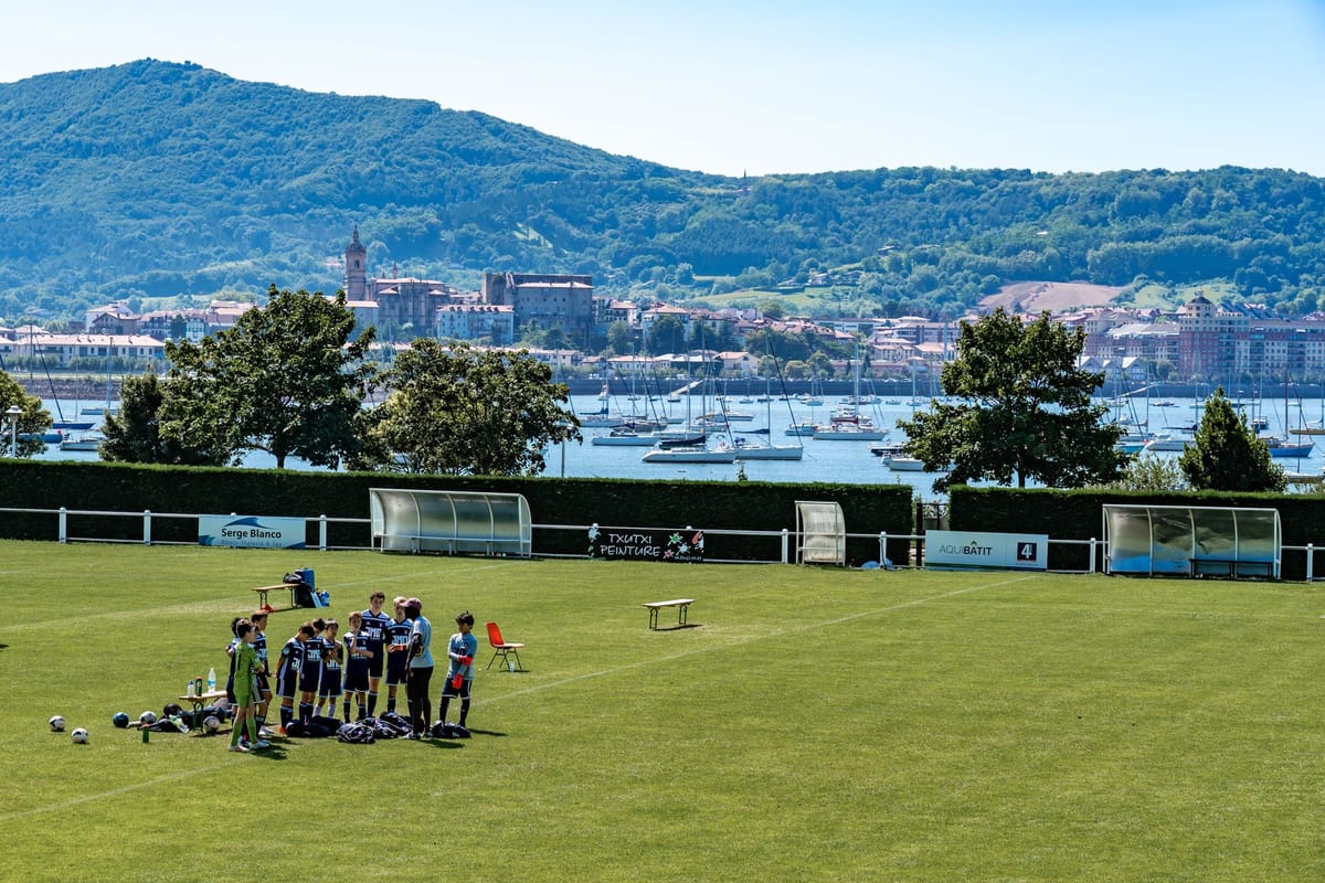 The Hoax That You Can Win a Relationship